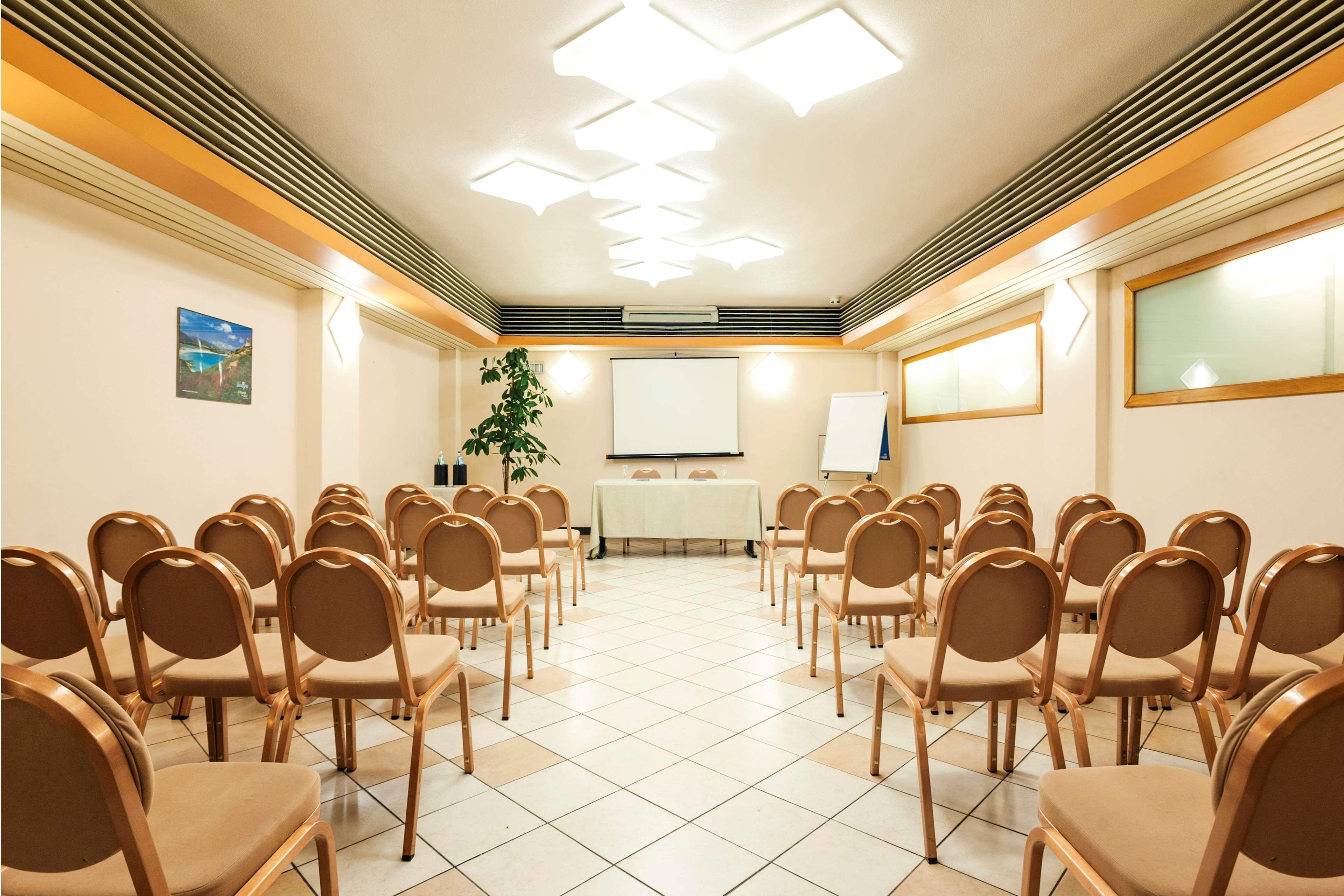 Best Western Hotel Residence Italia クアルトゥ・サンテーレナ エクステリア 写真