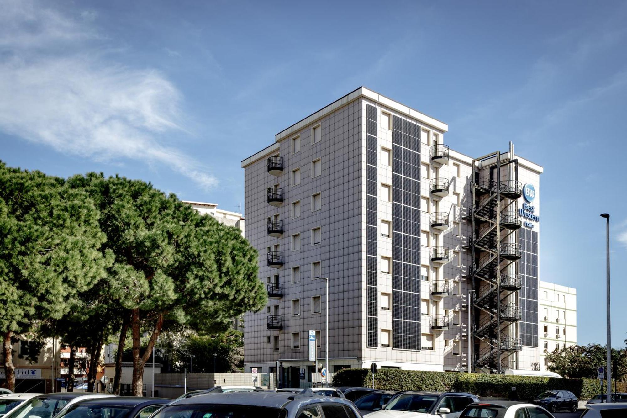 Best Western Hotel Residence Italia クアルトゥ・サンテーレナ エクステリア 写真