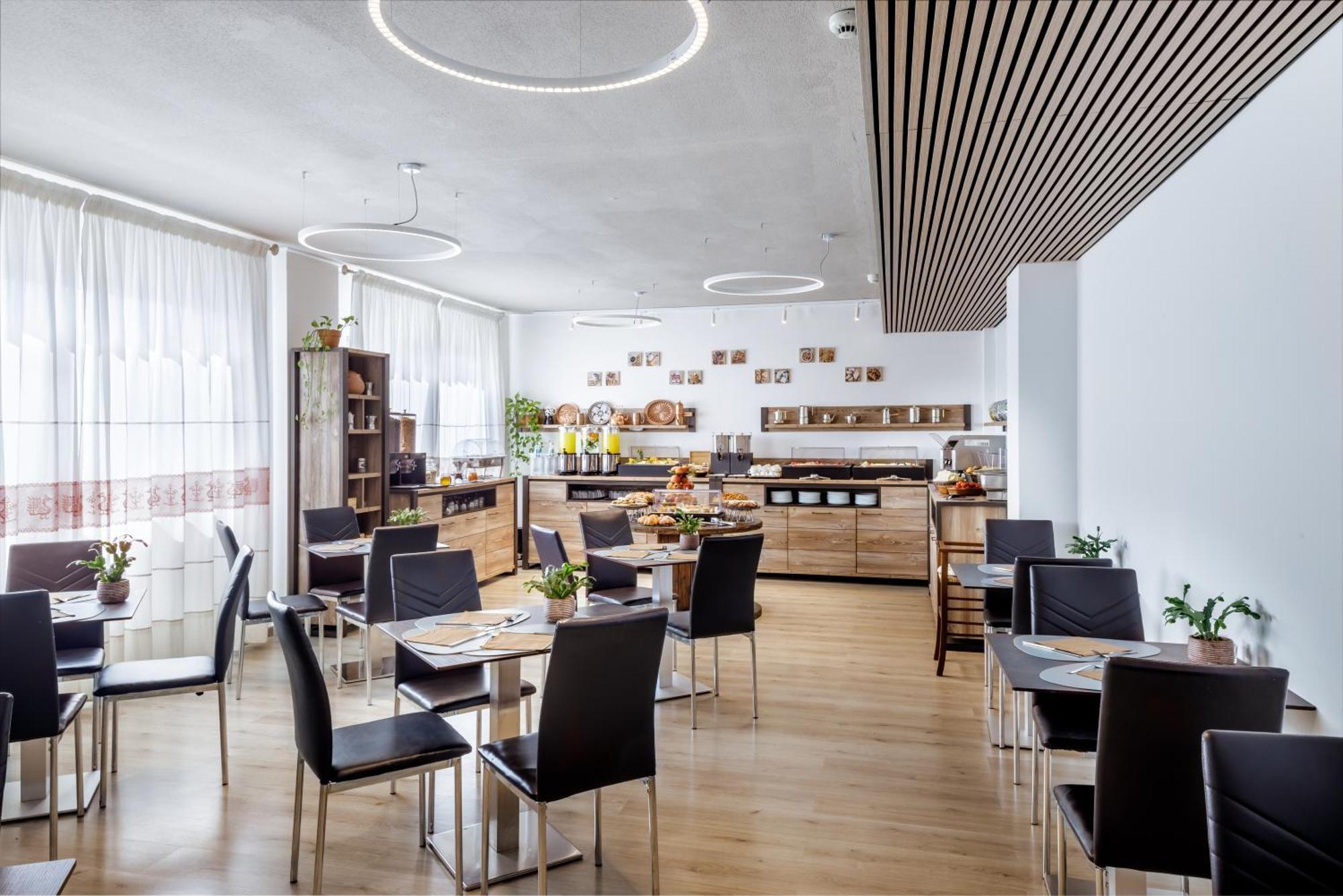 Best Western Hotel Residence Italia クアルトゥ・サンテーレナ エクステリア 写真