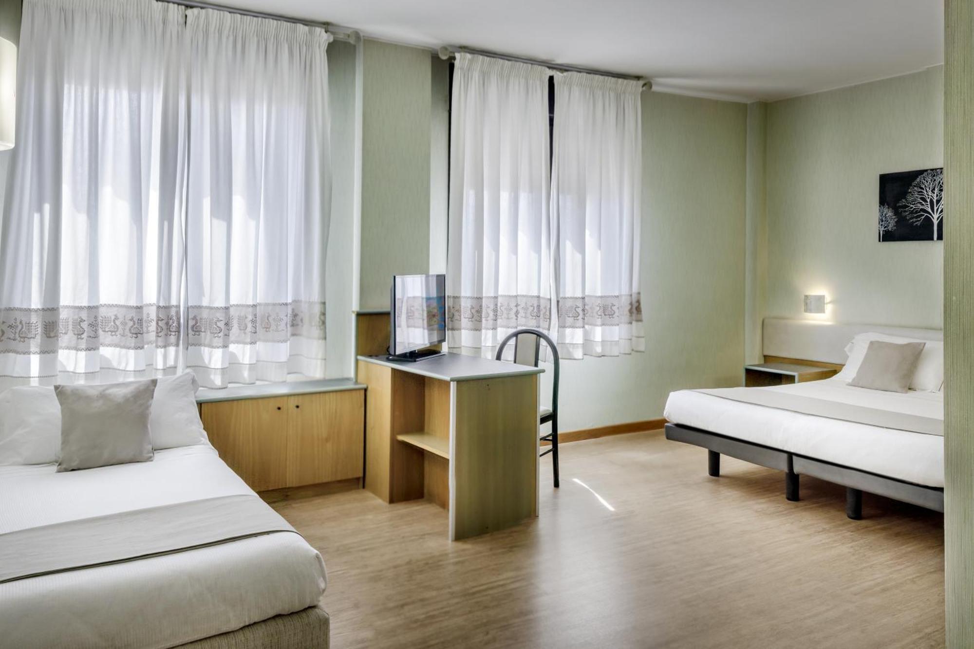 Best Western Hotel Residence Italia クアルトゥ・サンテーレナ エクステリア 写真